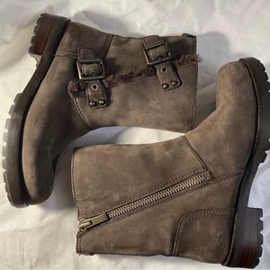 UGG Australia Niels Zippered Boots